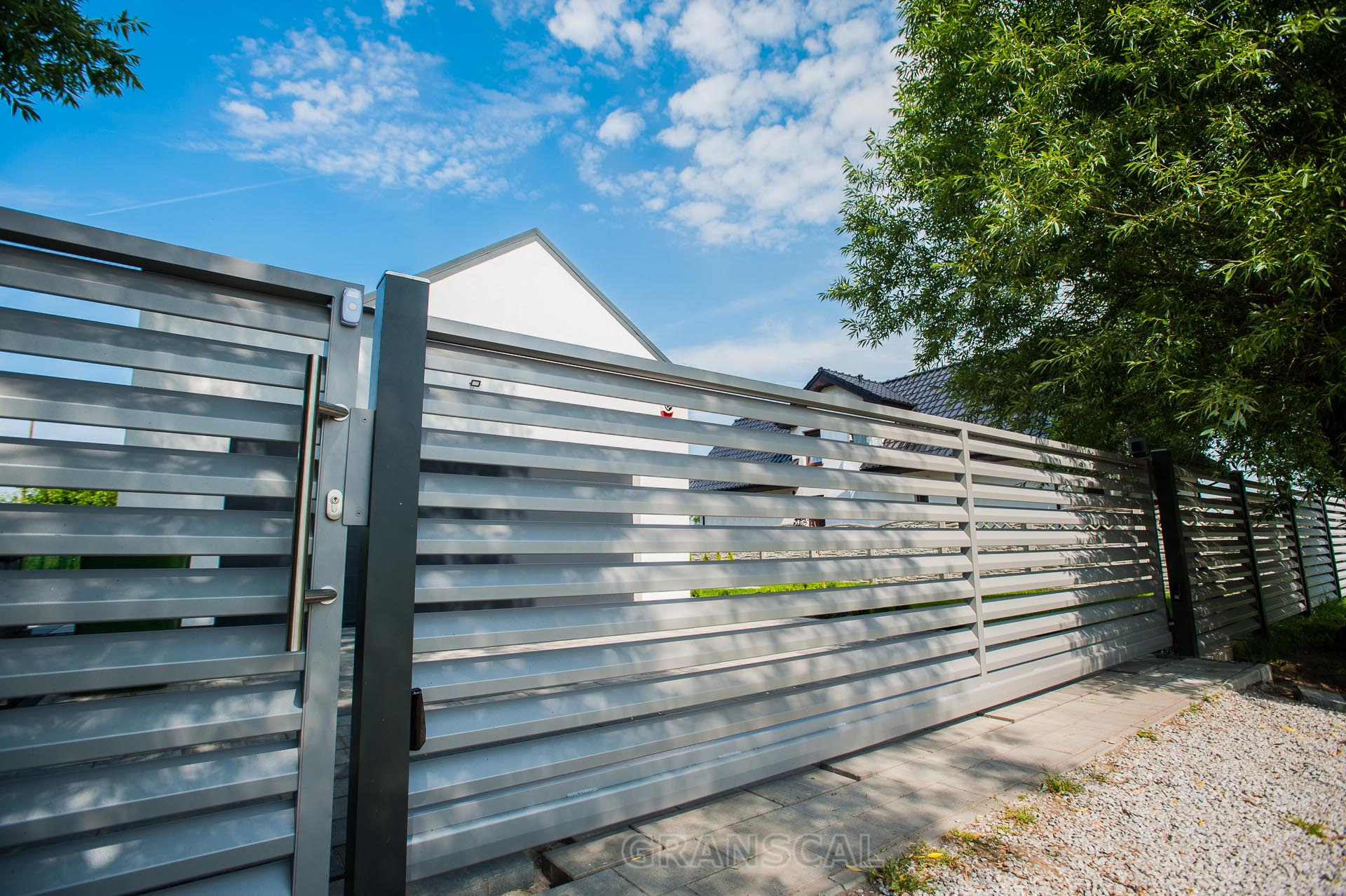 Nowoczesne ogrodzenie aluminiowe VIRGO